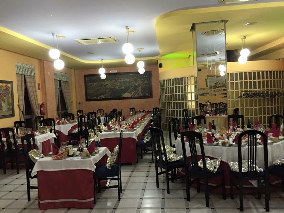 Hotel Restaurante Derby การ์บาญีโน ภายนอก รูปภาพ